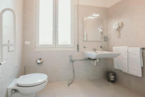 AL 13 Blu - Lakeside Leisure & Business Stresa